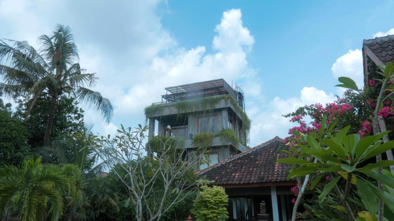 Ohmmstay - Rumah Pendopo Tanjungtirto Exterior photo
