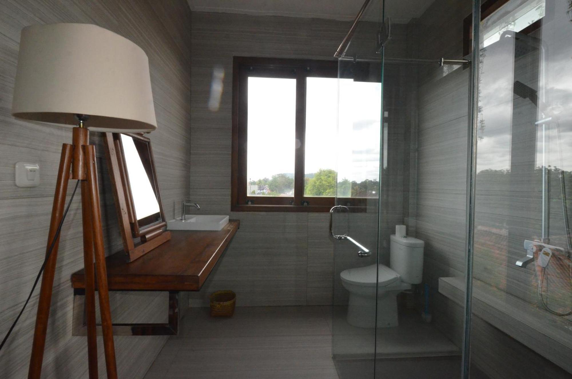 Ohmmstay - Rumah Pendopo Tanjungtirto Exterior photo
